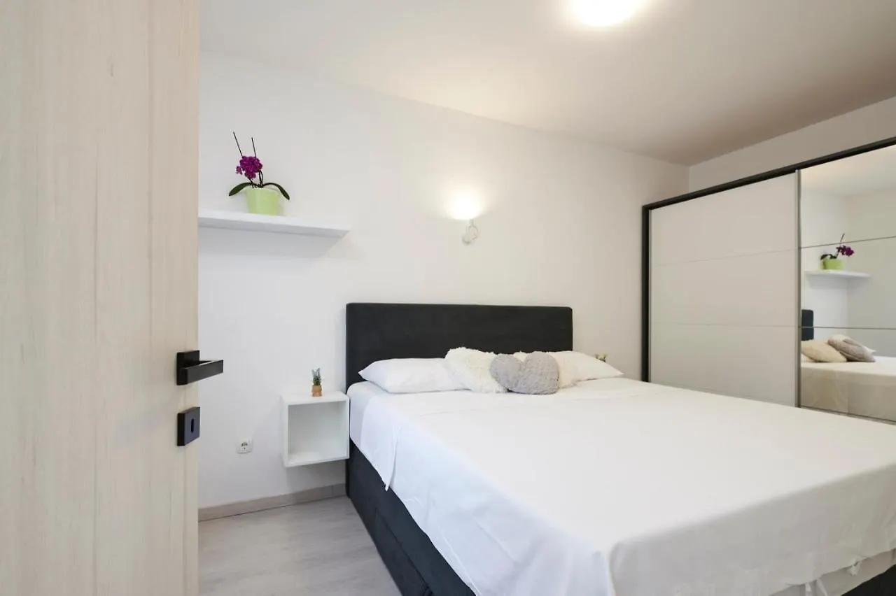 Apartment Josip Ciovo Trogir
